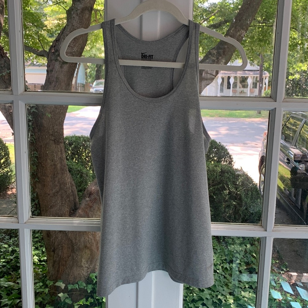 Nike Dri-Fit Racerback Tank Top, size M